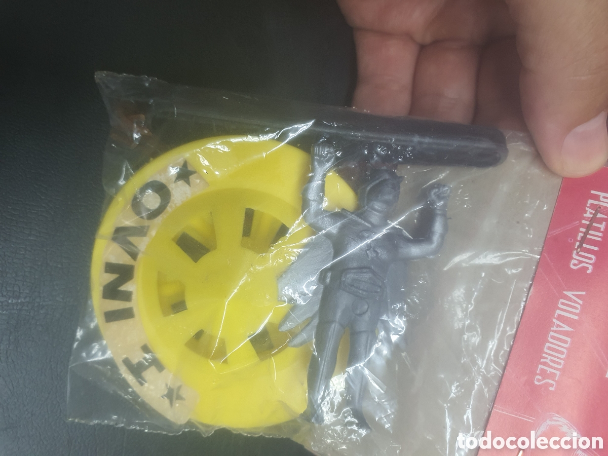 Figuras de acci&oacute;n: bolsita ovni y mu&ntilde;eco de comando g - Foto 3