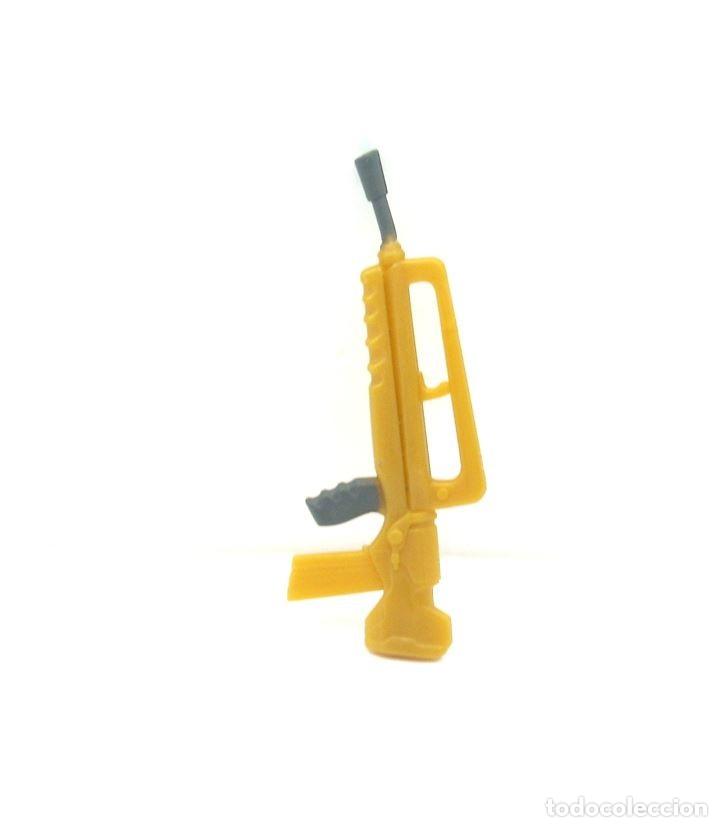 Figuras de acci&oacute;n: Peque&ntilde;a Arma Fabricada en Pl&aacute;stico para Figura de Acci&oacute;n .