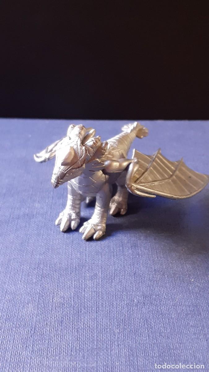 Figuras de acci&oacute;n: Dragon Plateado (Ubisoft) - Foto 1
