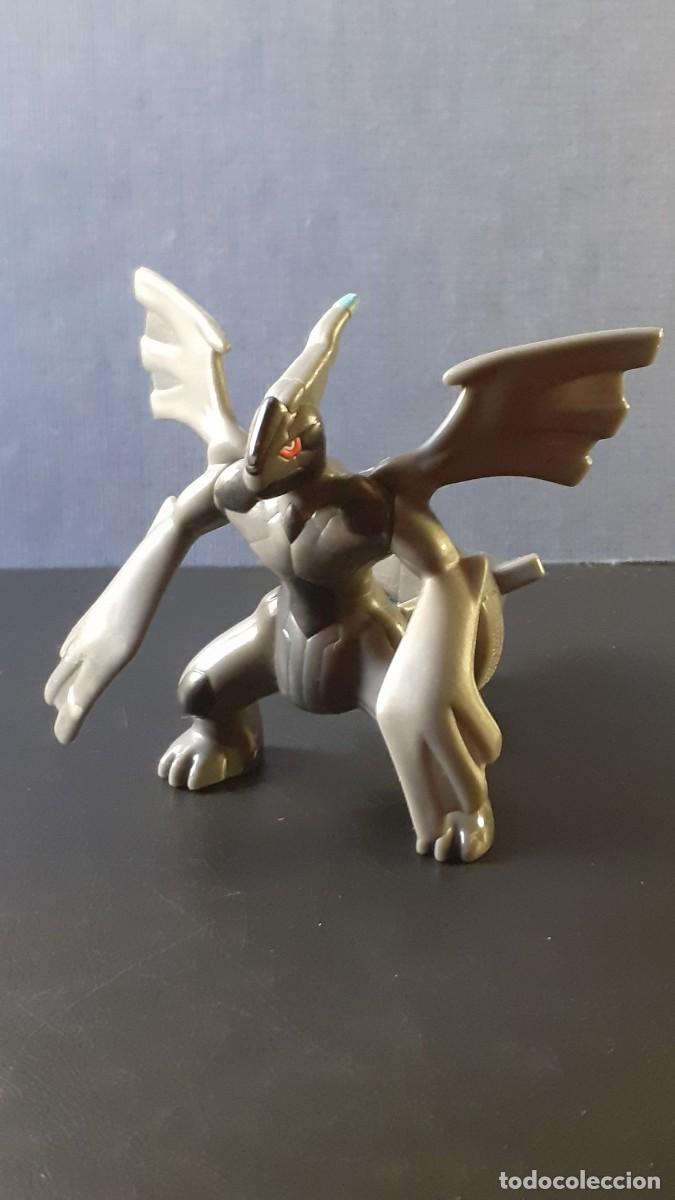 Figuras de acci&oacute;n: Zekrom Pokemon (Mc Donalds 2018) - Foto 1