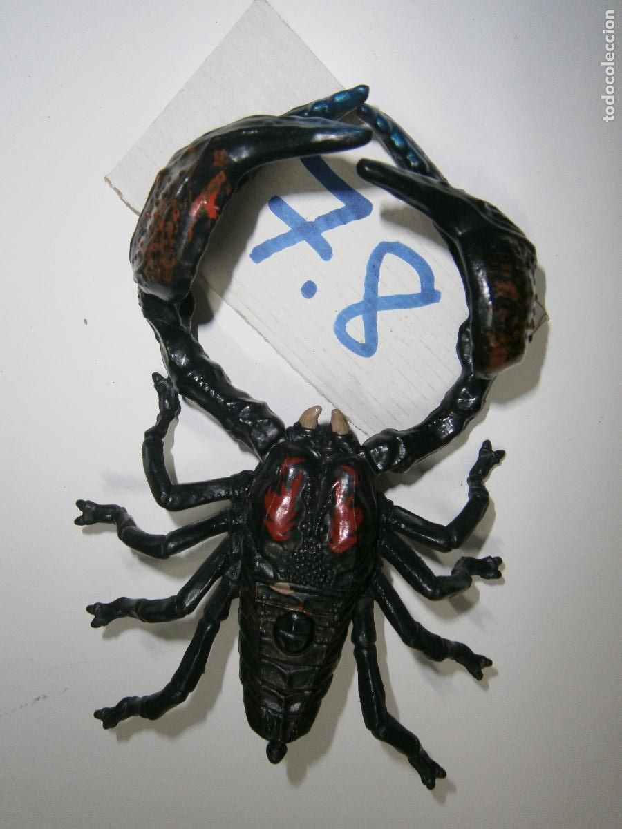 Figuras de acci&oacute;n: ESCORPION GRAN TAMA&Ntilde;O - Foto 1