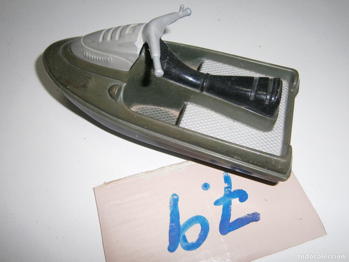 Figuras de acci&oacute;n: ANTIGUA LANCHA SKY --