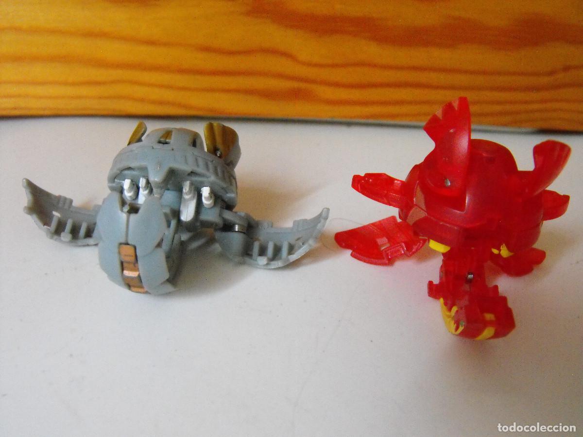 Figuras de acci&oacute;n: Dos bolas robot transformer. - Foto 2
