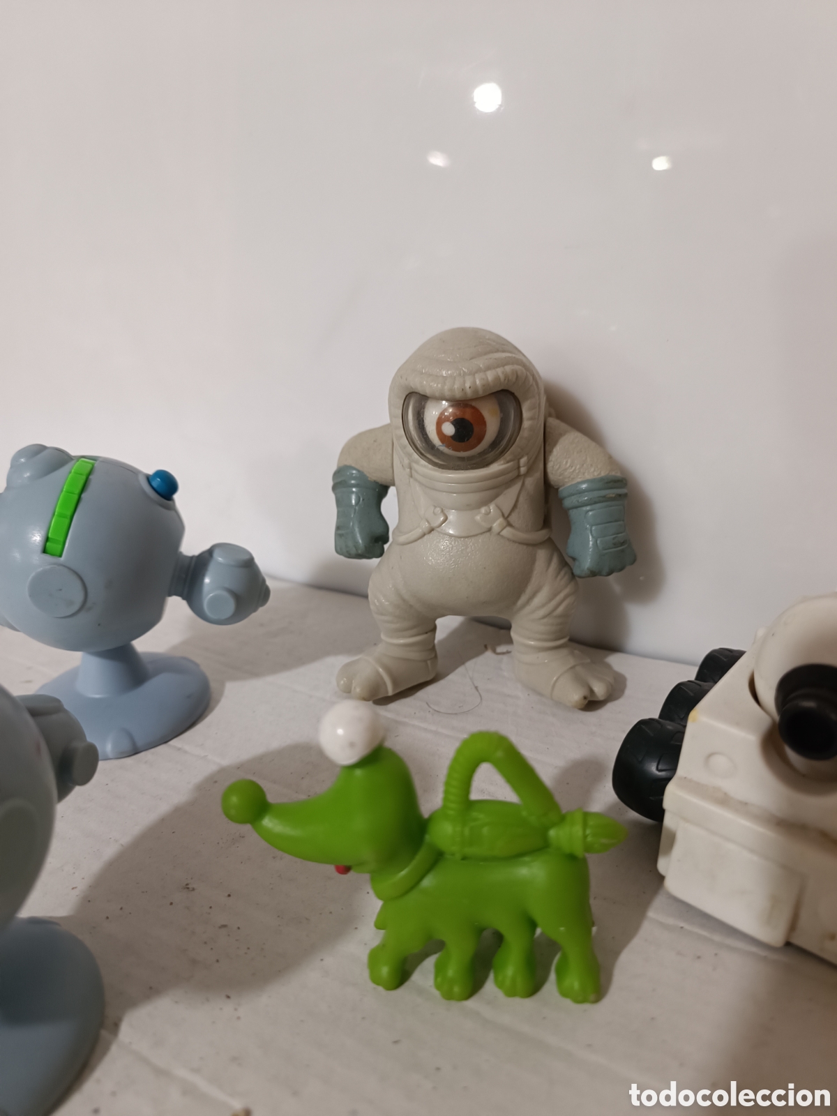 Figuras de acci&oacute;n: Figuras Planet 51 burger King - Foto 4