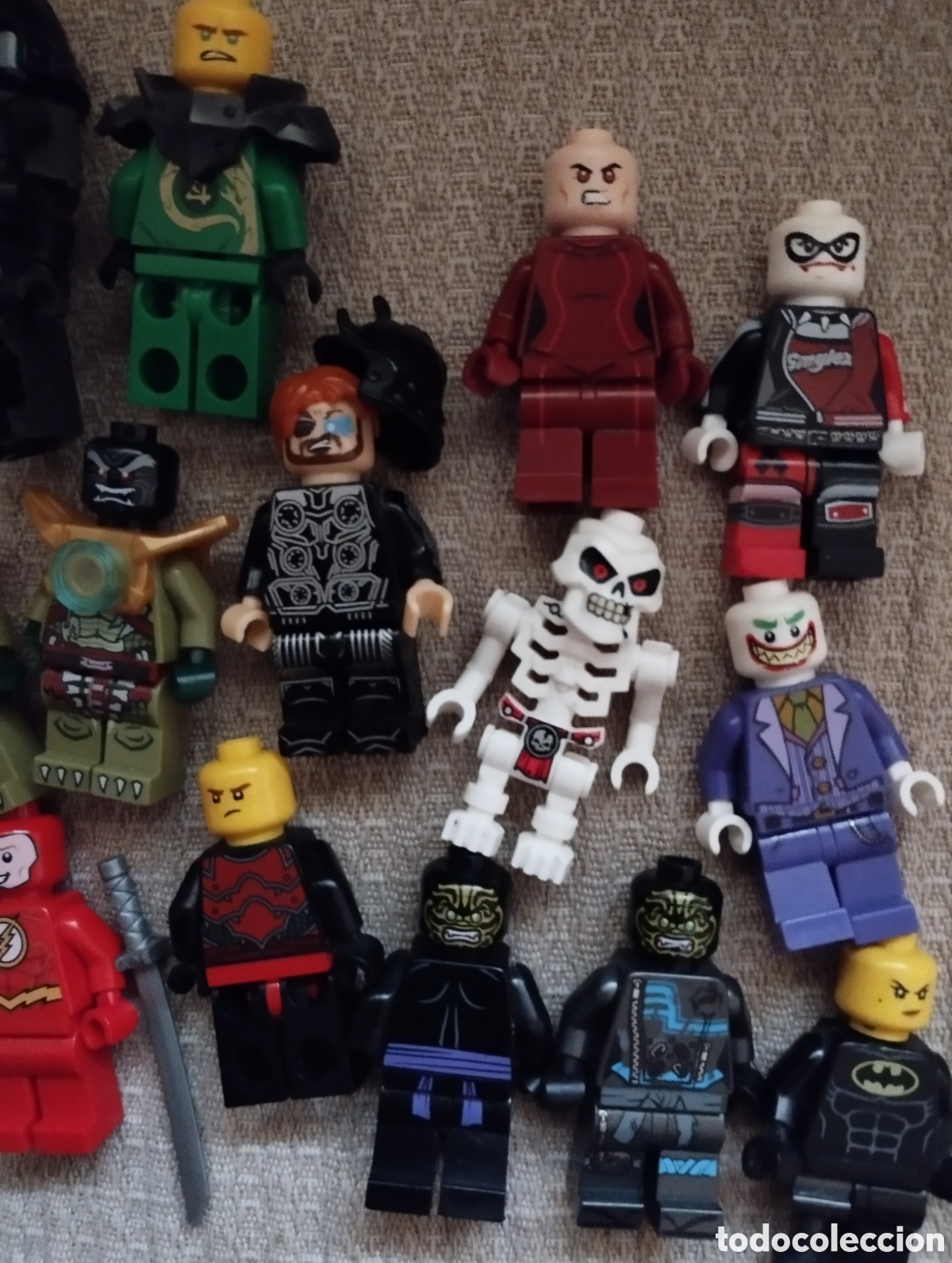 Figuras de acci&oacute;n: LOTE 24 FIGURITAS LEGO - Foto 3