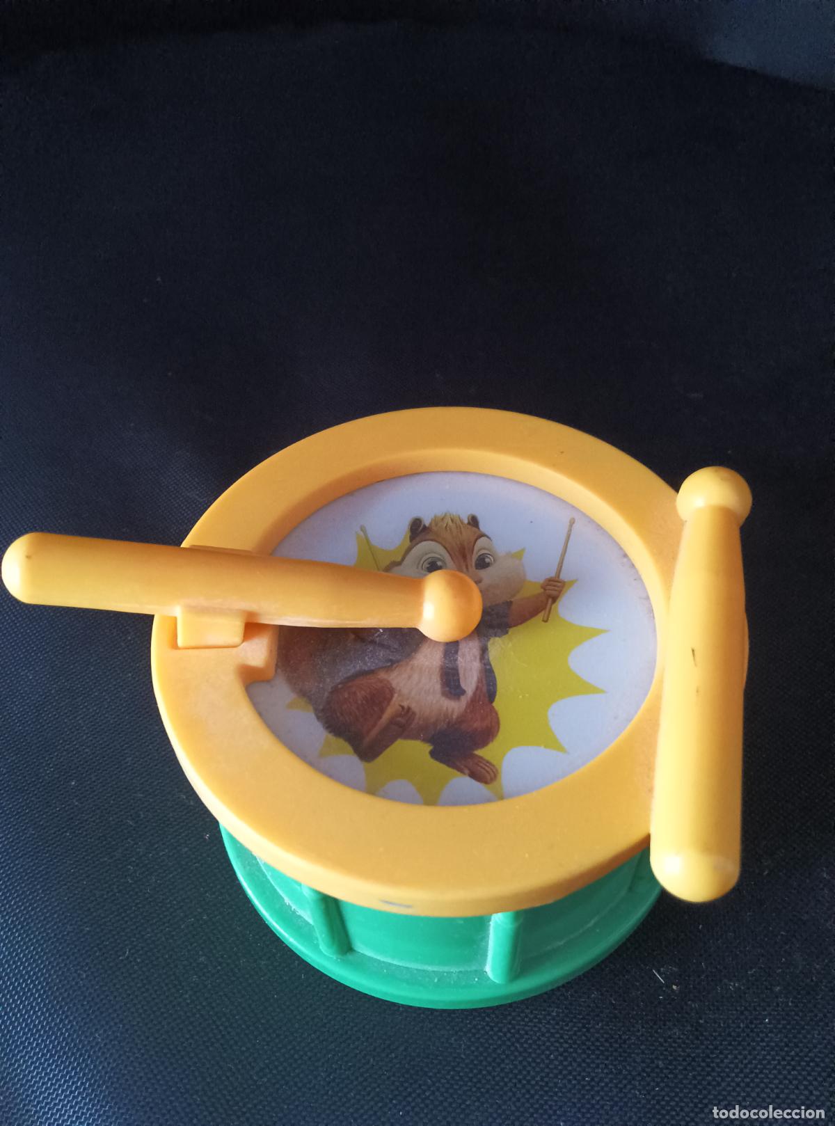 Figurines d'action: TAMBOR DE JUGUETE DEL FILM ALVIN Y LAS ARDILLAS 4 - FIGURA PVC FOX 2015 BURGER KING.