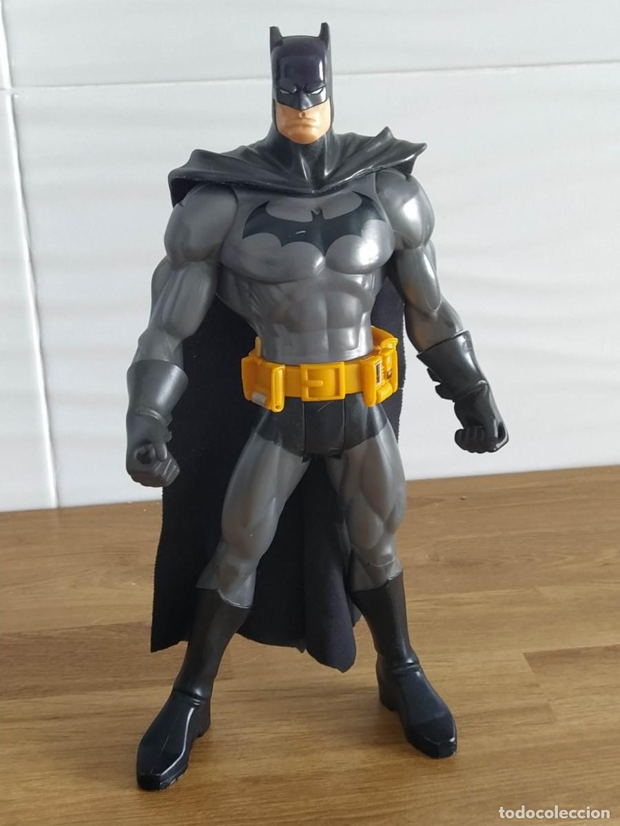 Figuras de acci&oacute;n: BATMAN FIGURA ARTICULADA 31 CM. ~ DC - Foto 1