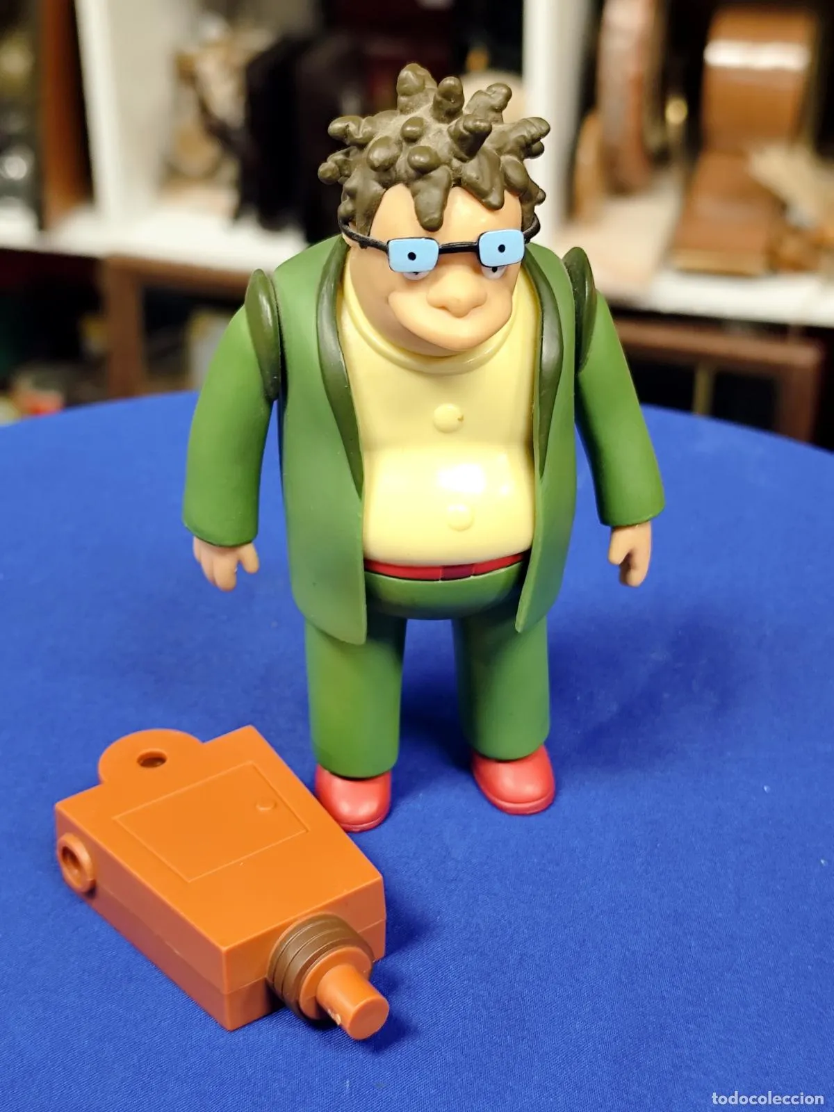Figura acción Futurama TOYNAMI 2009 — Hermes Conrad + Roberto