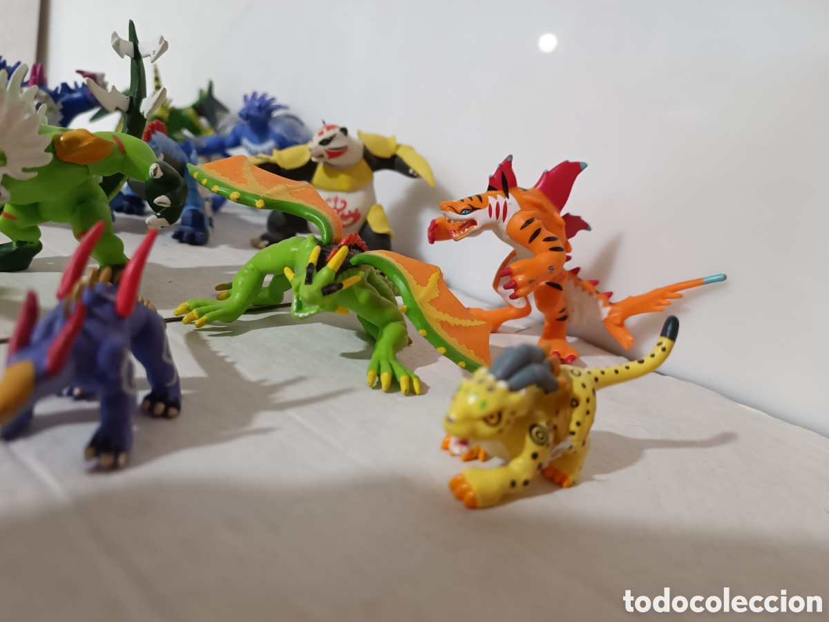 Figuras de acci&oacute;n: Figuras Invizimals pl&aacute;stico - Foto 6