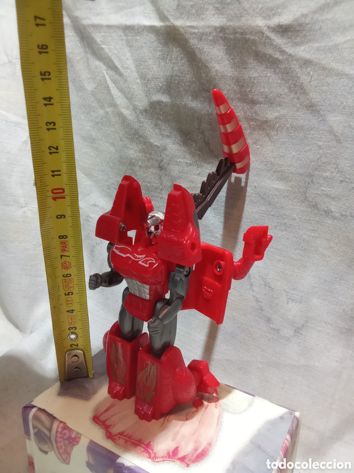 Figuras de acci&oacute;n: ROBOT DRAGON ROJO DE IH - Foto 8