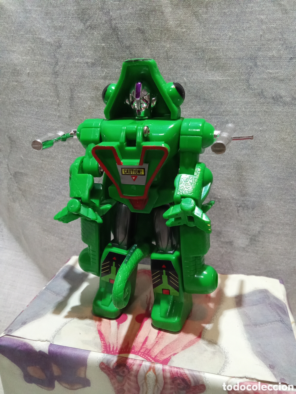 Figuras de acci&oacute;n: ROBOT TRANSFORMERS CAMALE&Oacute;N DE IH - Foto 6