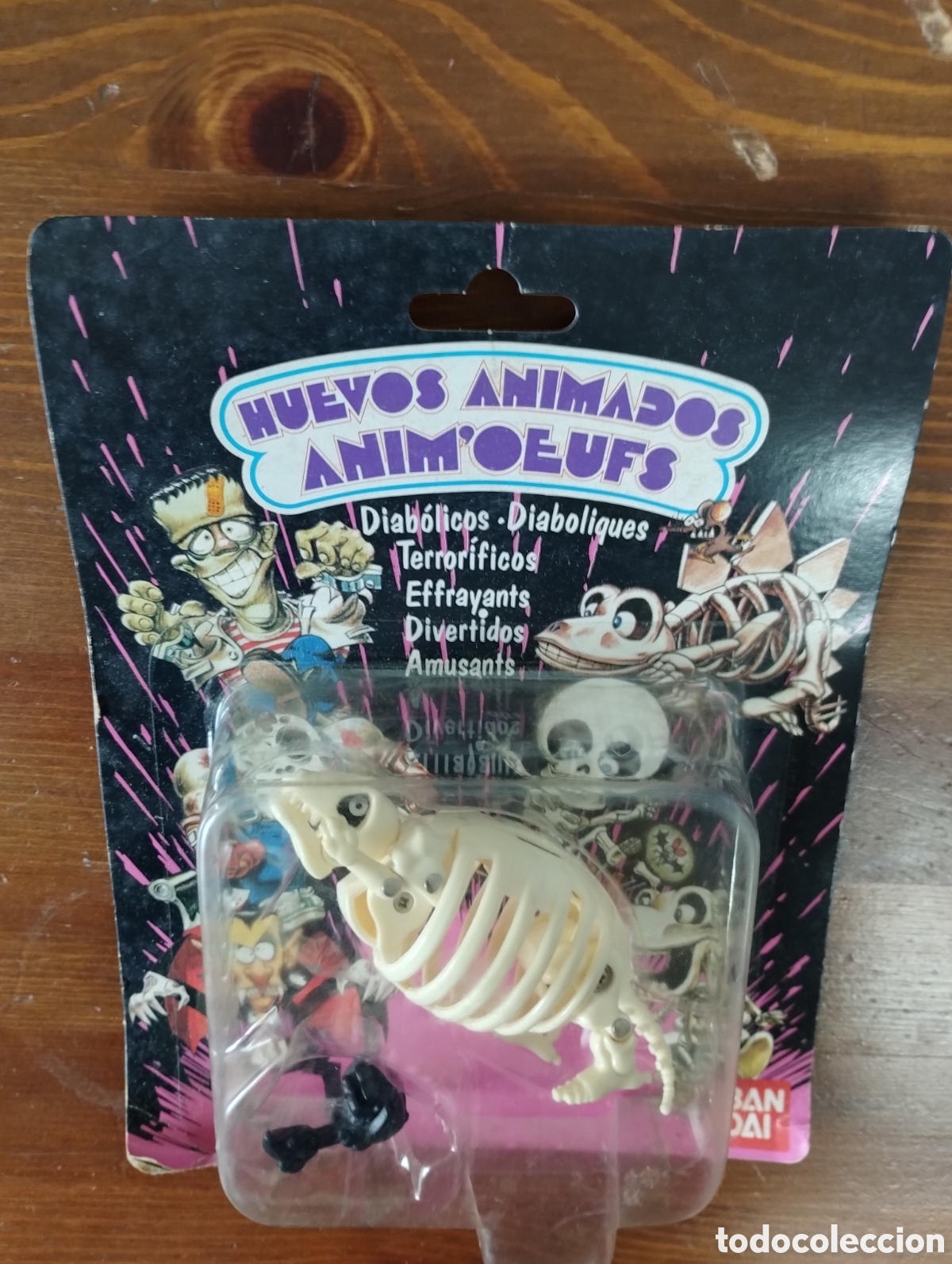 Figuras de acci&oacute;n: MONSTER EGG HUEVOS ANIMADOS ORIGINAL BANDAI BLISTER PRECINTADO DINOSAURIO ESQUELETO DIFICIL