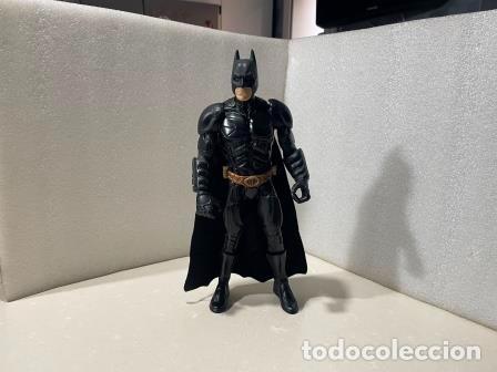 Figuras de acci&oacute;n: MATTEL 2011 DC COMICS - BATMAN - EL CABALLERO OCURO - 26 CM - Foto 1