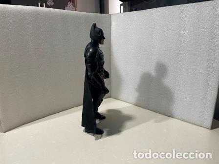 Figuras de acci&oacute;n: MATTEL 2011 DC COMICS - BATMAN - EL CABALLERO OCURO - 26 CM - Foto 4