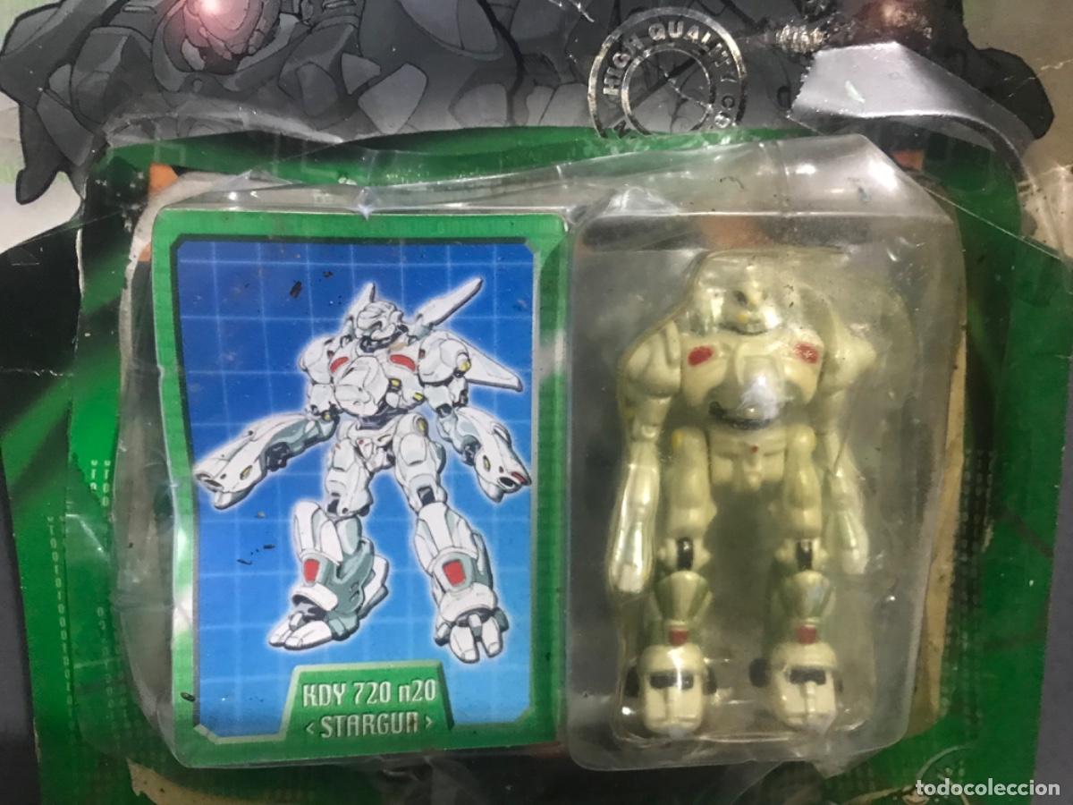 Figuras de acci&oacute;n: Lote de 3 robot biometal - Foto 3