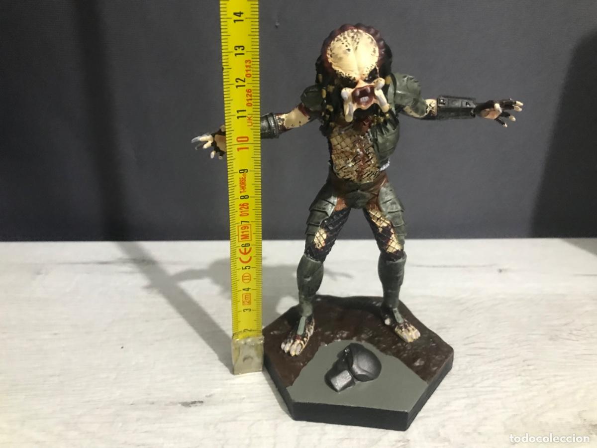 Figuras de acci&oacute;n: Figura Predator the Al&iacute;en y Predator - Foto 8