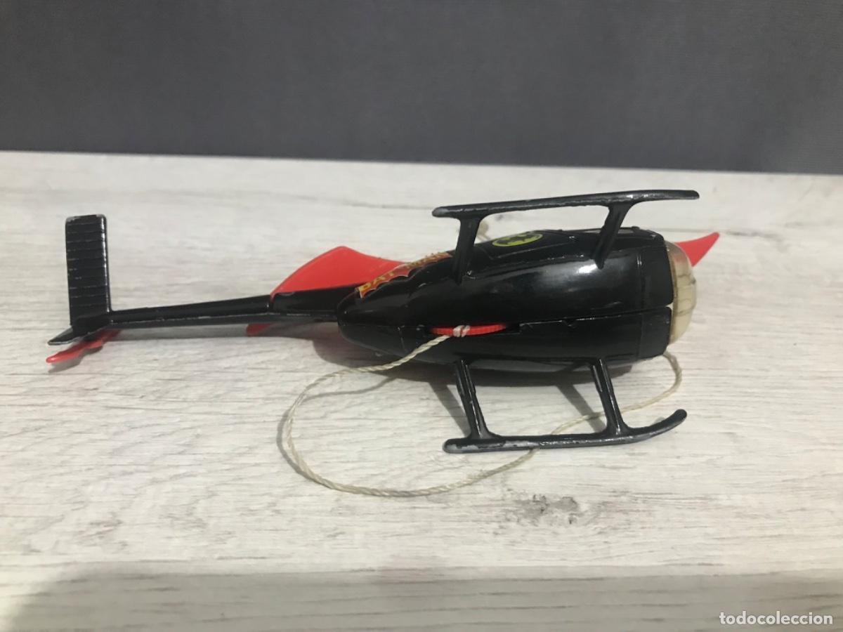 Figuras de acci&oacute;n: Helic&oacute;ptero de Batman - Foto 11