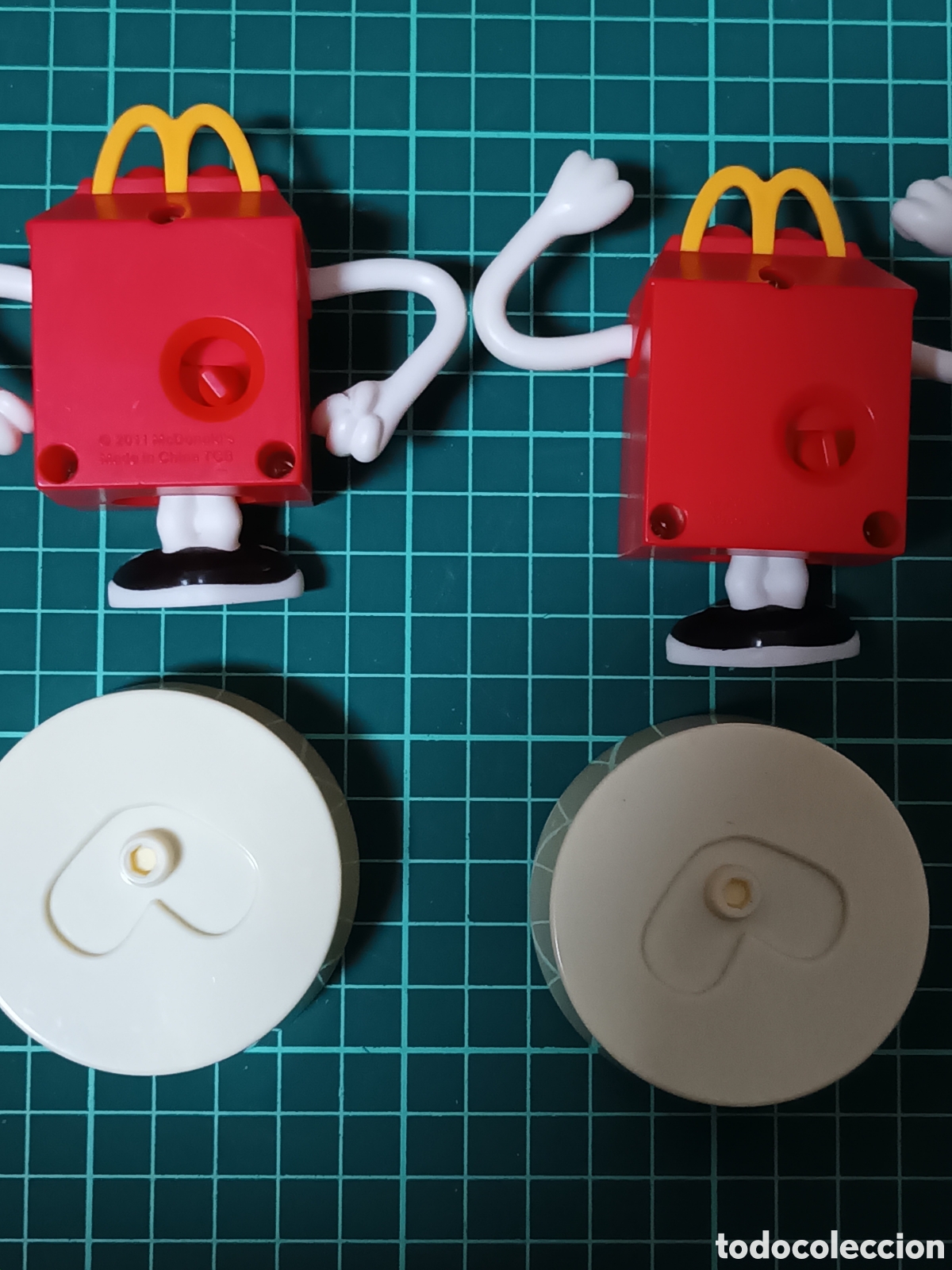 Figuras de acci&oacute;n: Lote 2 mu&ntilde;ecos McDonalds 2011 - Foto 4