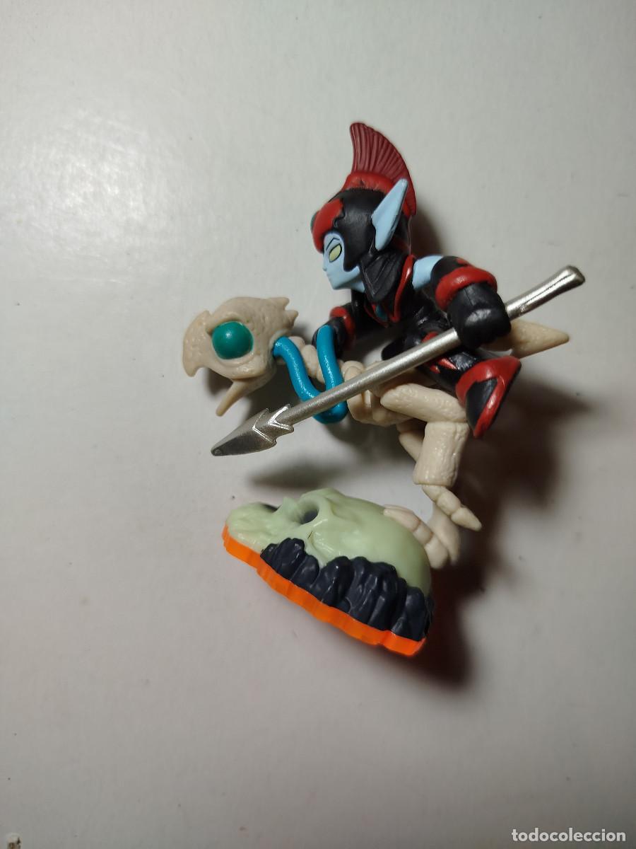Figuras de acci&oacute;n: Figura skylanders retro - Foto 1
