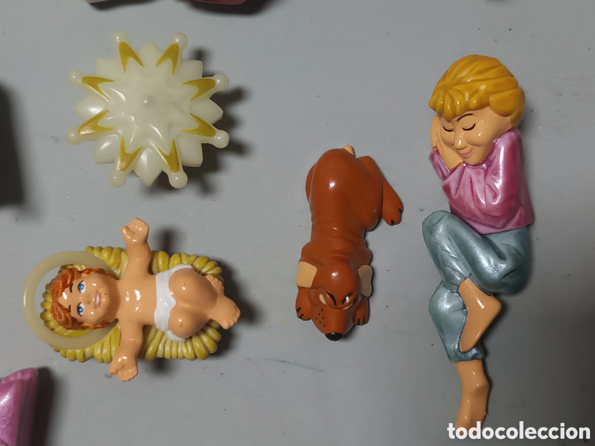 Figuras de acci&oacute;n: Lote bel&eacute;n Huevos kinder - Foto 3