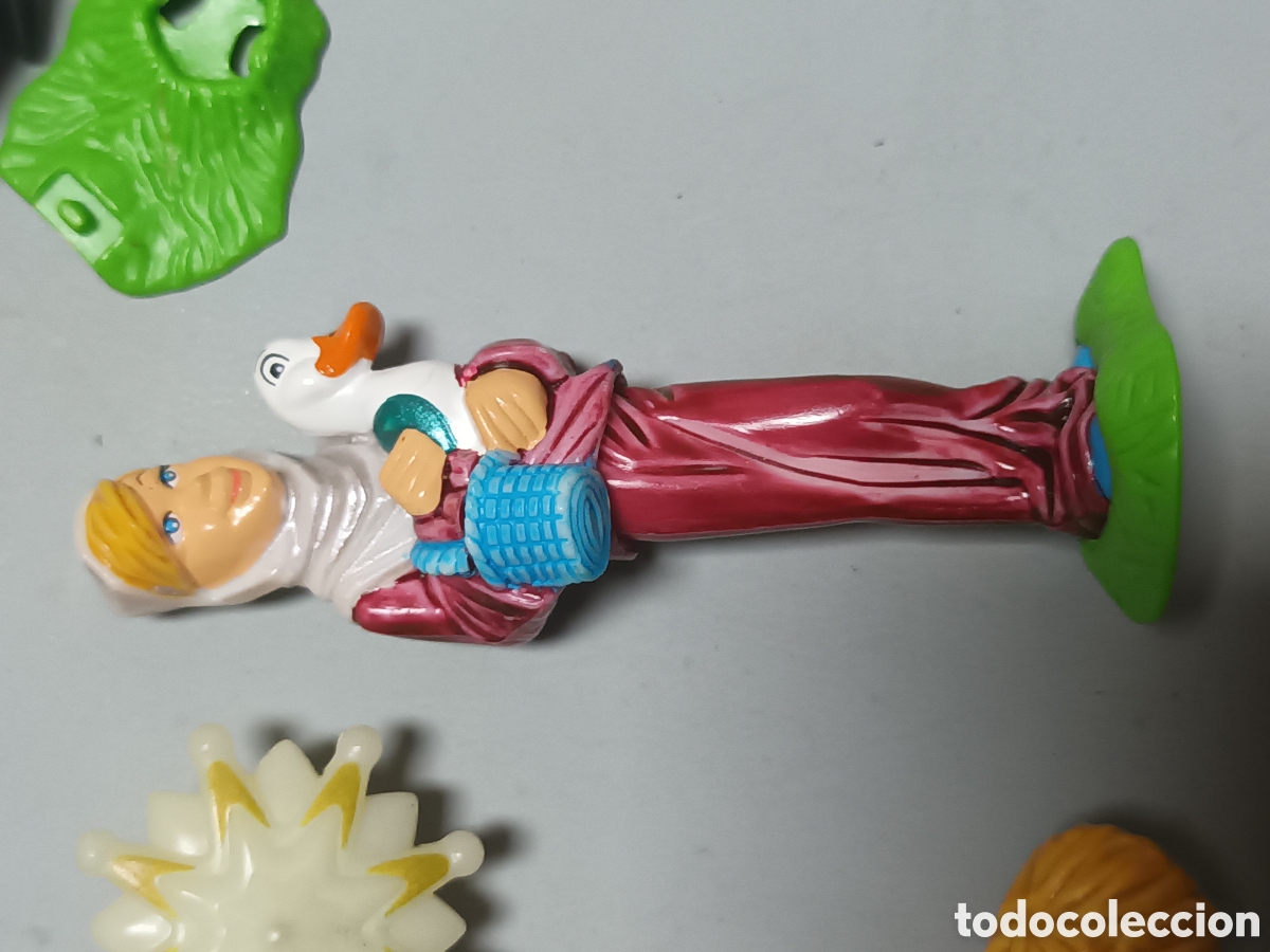 Figuras de acci&oacute;n: Lote bel&eacute;n Huevos kinder - Foto 4