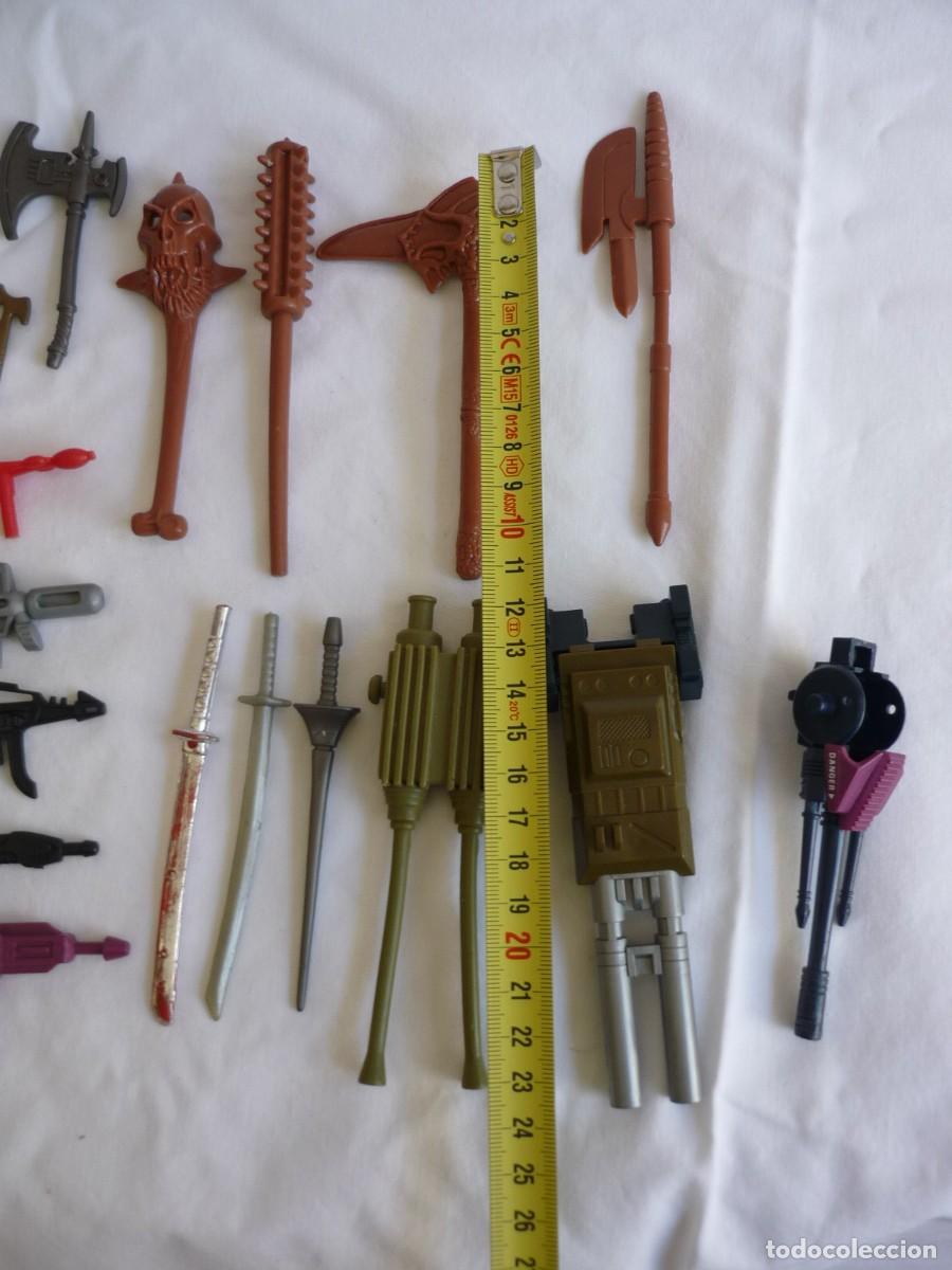 Figuras de acci&oacute;n: Conjunto de armas varias Master Universo, Star Wars, .... - Foto 4