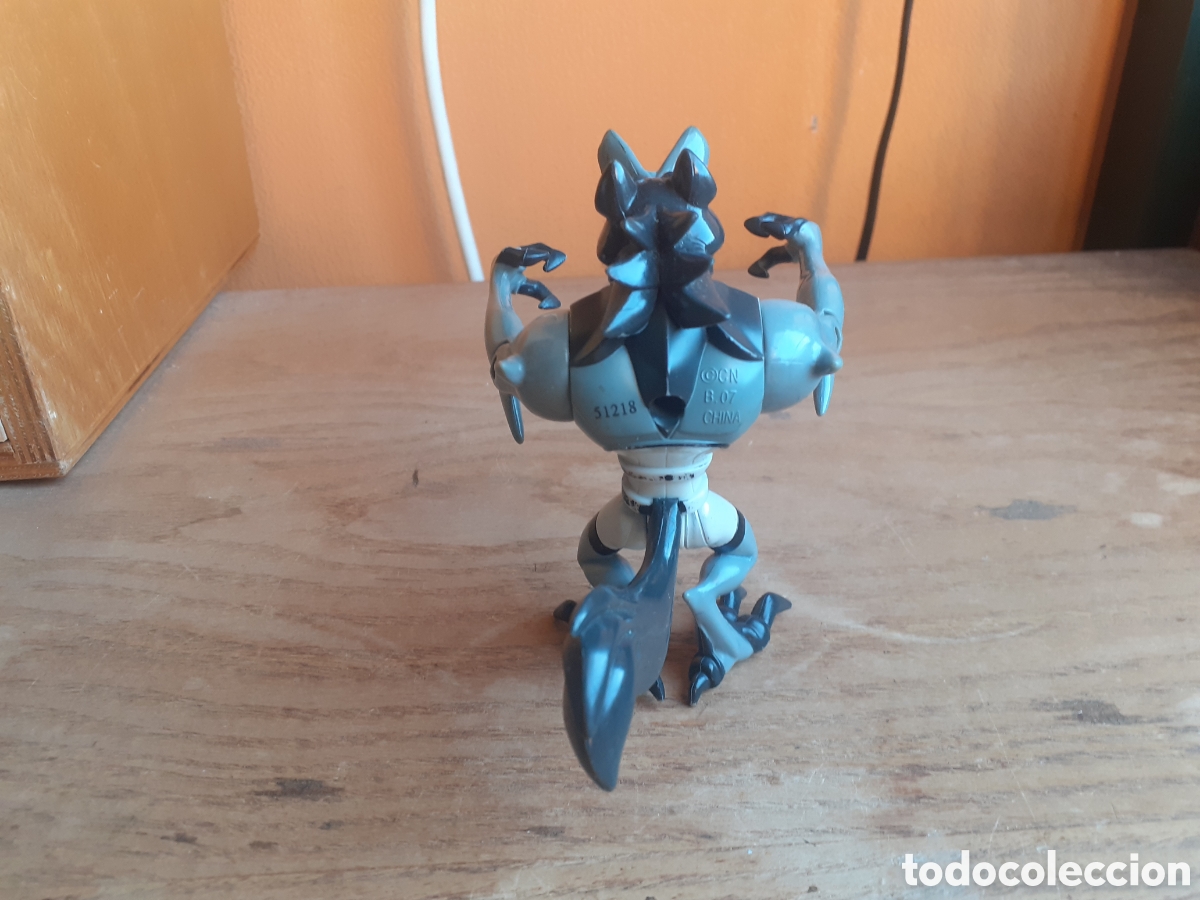 Figuras de acci&oacute;n: Ben 10 benwolf figure with tail - Foto 4