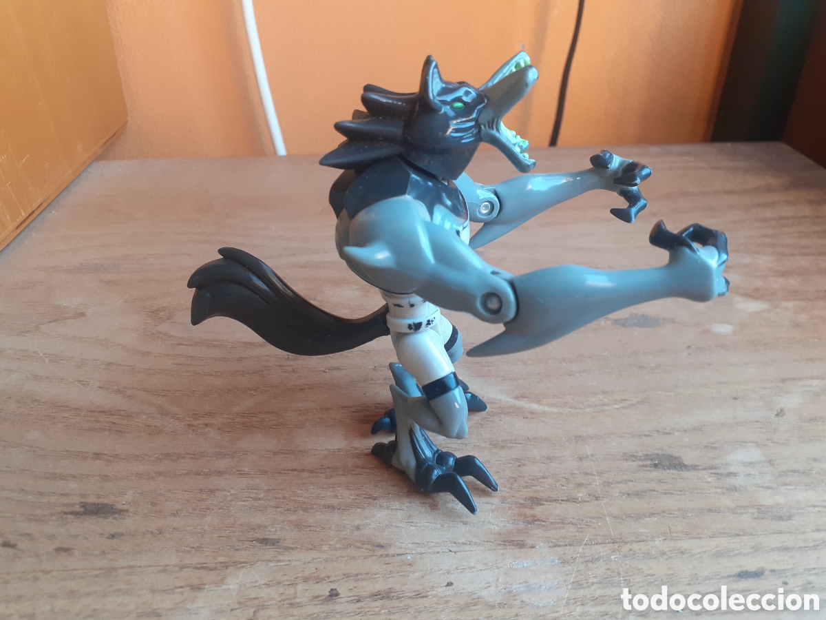 Figuras de acci&oacute;n: Ben 10 benwolf figure with tail - Foto 5