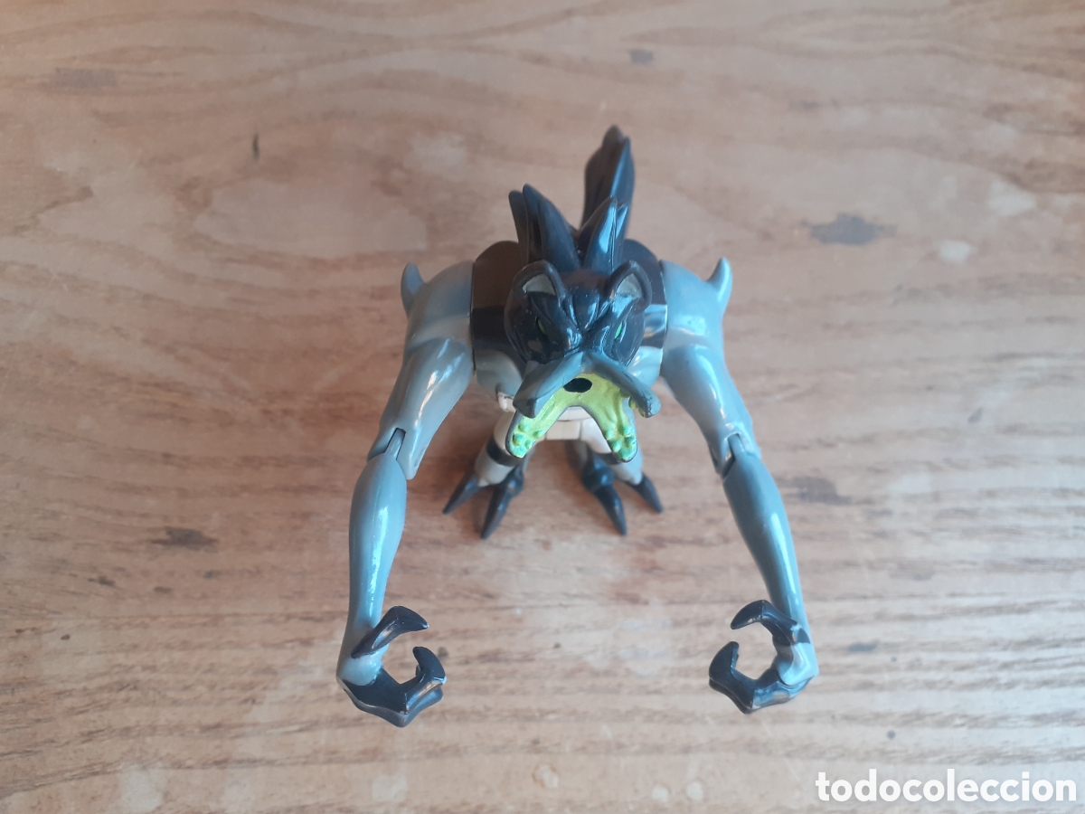 Figuras de acci&oacute;n: Ben 10 benwolf figure with tail - Foto 7