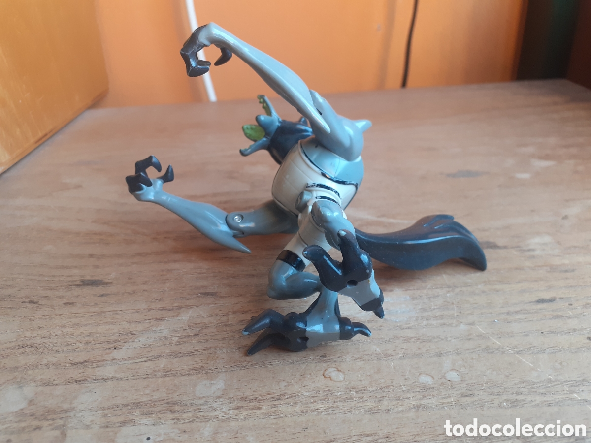 Figuras de acci&oacute;n: Ben 10 benwolf figure with tail - Foto 8