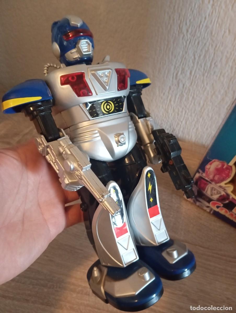 Figuras de acci&oacute;n: ROBOT COMMANDER III A&Ntilde;OS 90 EN SU CAJA - Foto 3
