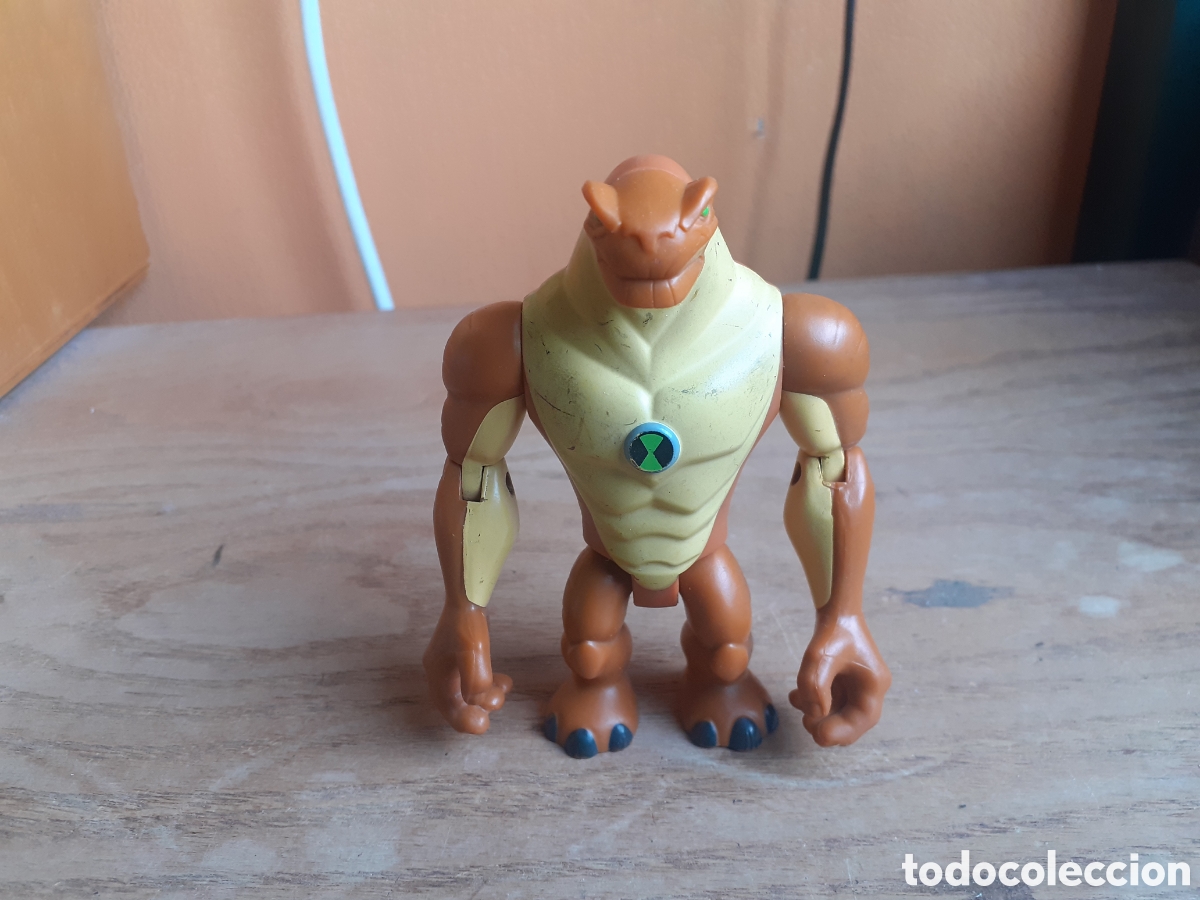 Figuras de acci&oacute;n: Ben 10 humungousaur figure - Foto 1