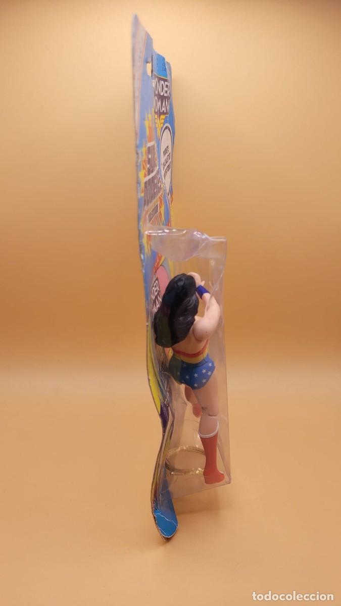 Figuras de acci&oacute;n: WONDERWOMAN SUPER PODERES KENNER - Foto 4