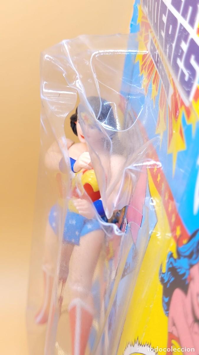Figuras de acci&oacute;n: WONDERWOMAN SUPER PODERES KENNER - Foto 5