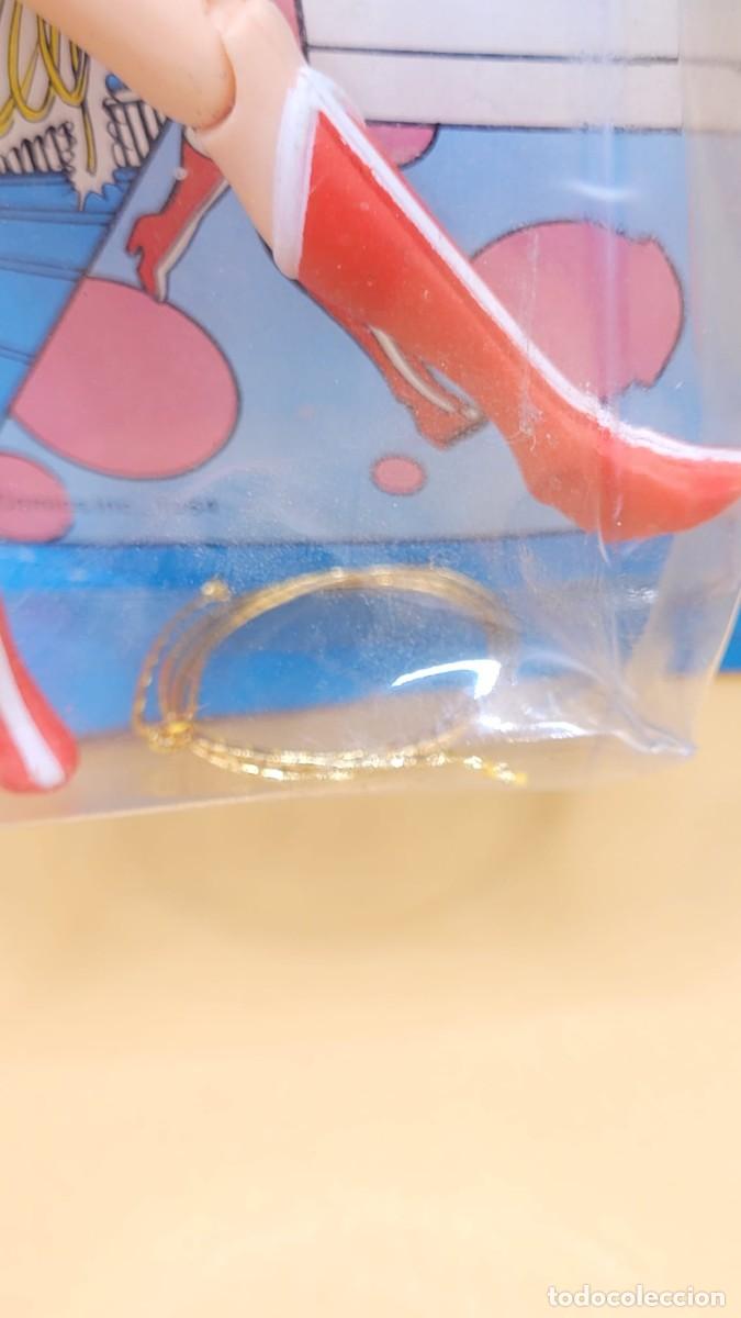 Figuras de acci&oacute;n: WONDERWOMAN SUPER PODERES KENNER - Foto 7