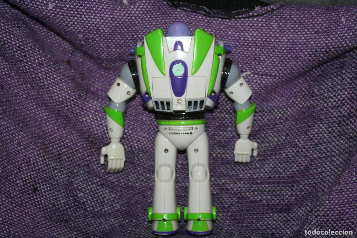 Figuras de acci&oacute;n: mu&ntilde;eco toy story Buzz Lightyear - Foto 2