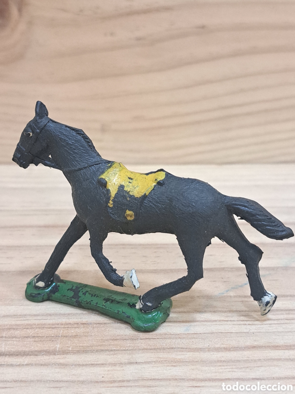 Figuras de acci&oacute;n: Caballo del oeste con peana Capell - Foto 2
