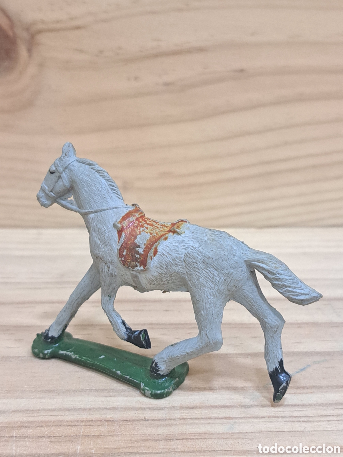Figuras de acci&oacute;n: Caballo del oeste con peana Capell - Foto 2