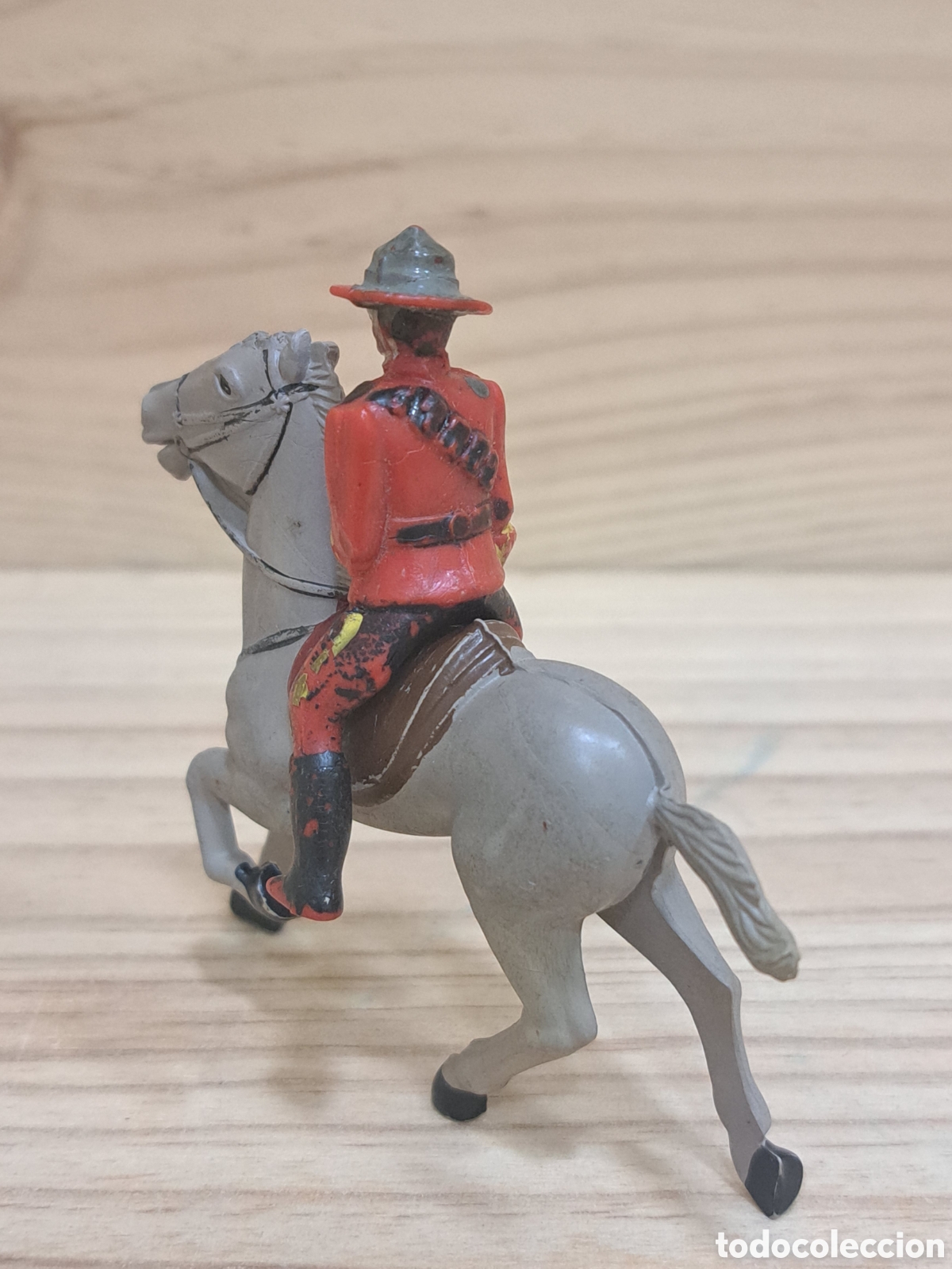 Figuras de acci&oacute;n: Polic&iacute;a montada del Canad&aacute; a caballo - Foto 2