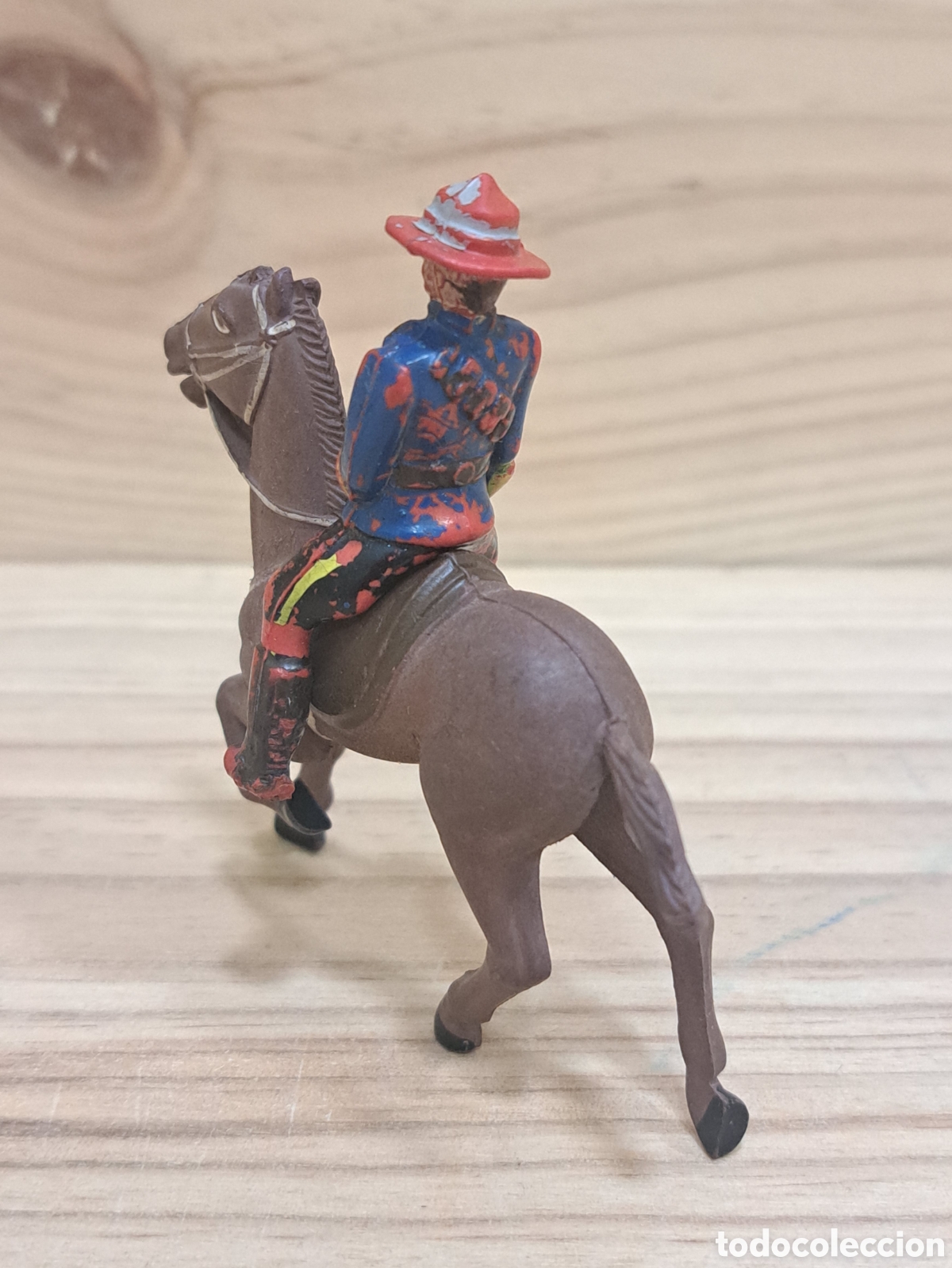 Figuras de acci&oacute;n: Polic&iacute;a montada del Canad&aacute; a caballo - Foto 2