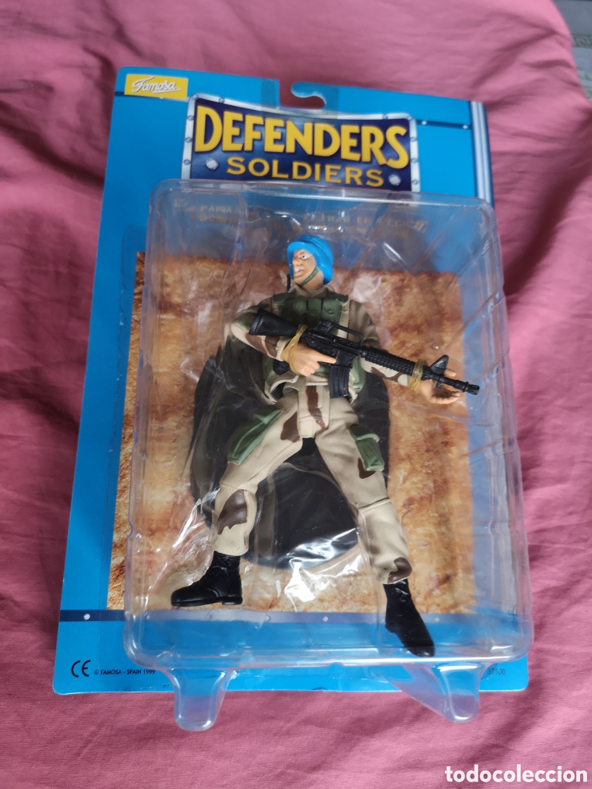 Figuras de a&ccedil;&atilde;o: Defenders Soldiers. Cascos azules. NUEVO. SIN ABRIR. Famosa 1999.