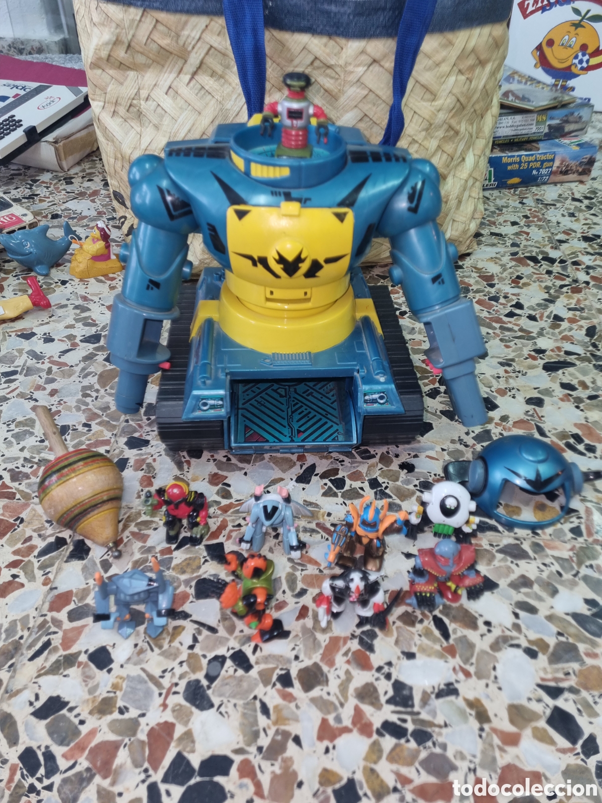 Figuras de acci&oacute;n: Micromachine z bots robot y mu&ntilde;ecos - Foto 3