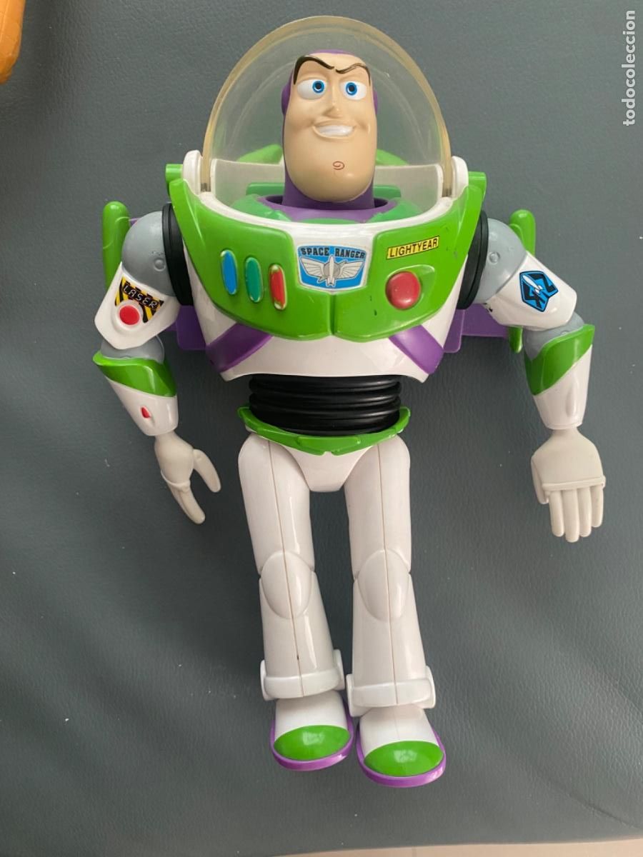 Figuras de acci&oacute;n: FIGURA BUZZ LIGHTYEAR MATTEL 2013 - Foto 1