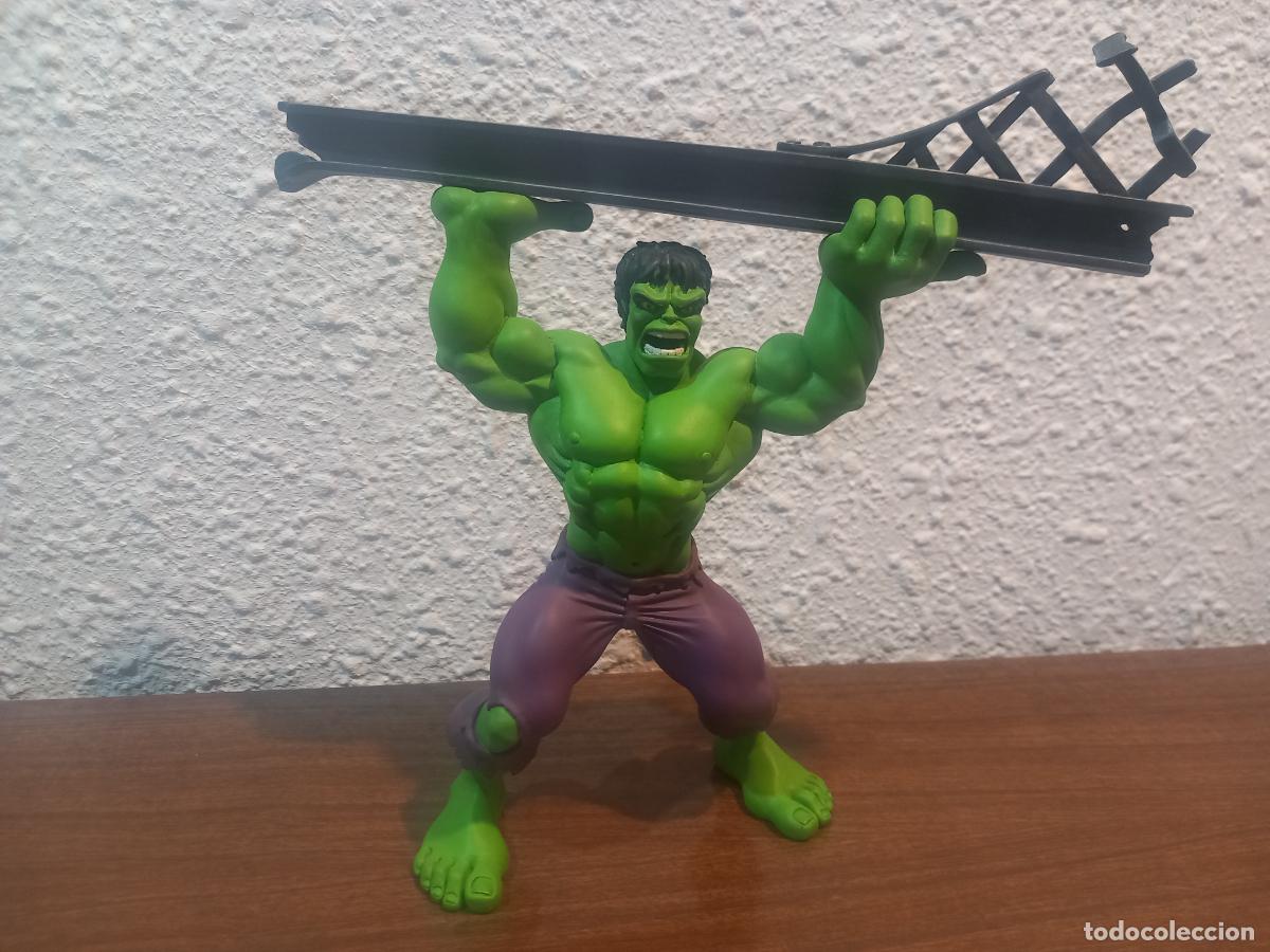 Figuras de acci&oacute;n: FIGURA DE RESINA DE HULK - Foto 1