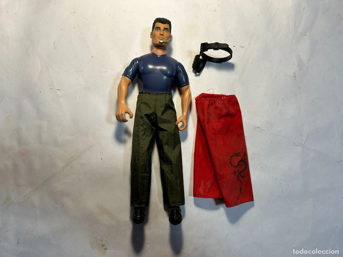 Figuras de acci&oacute;n: Mu&ntilde;eco Action Man conductor de coche - Foto 1