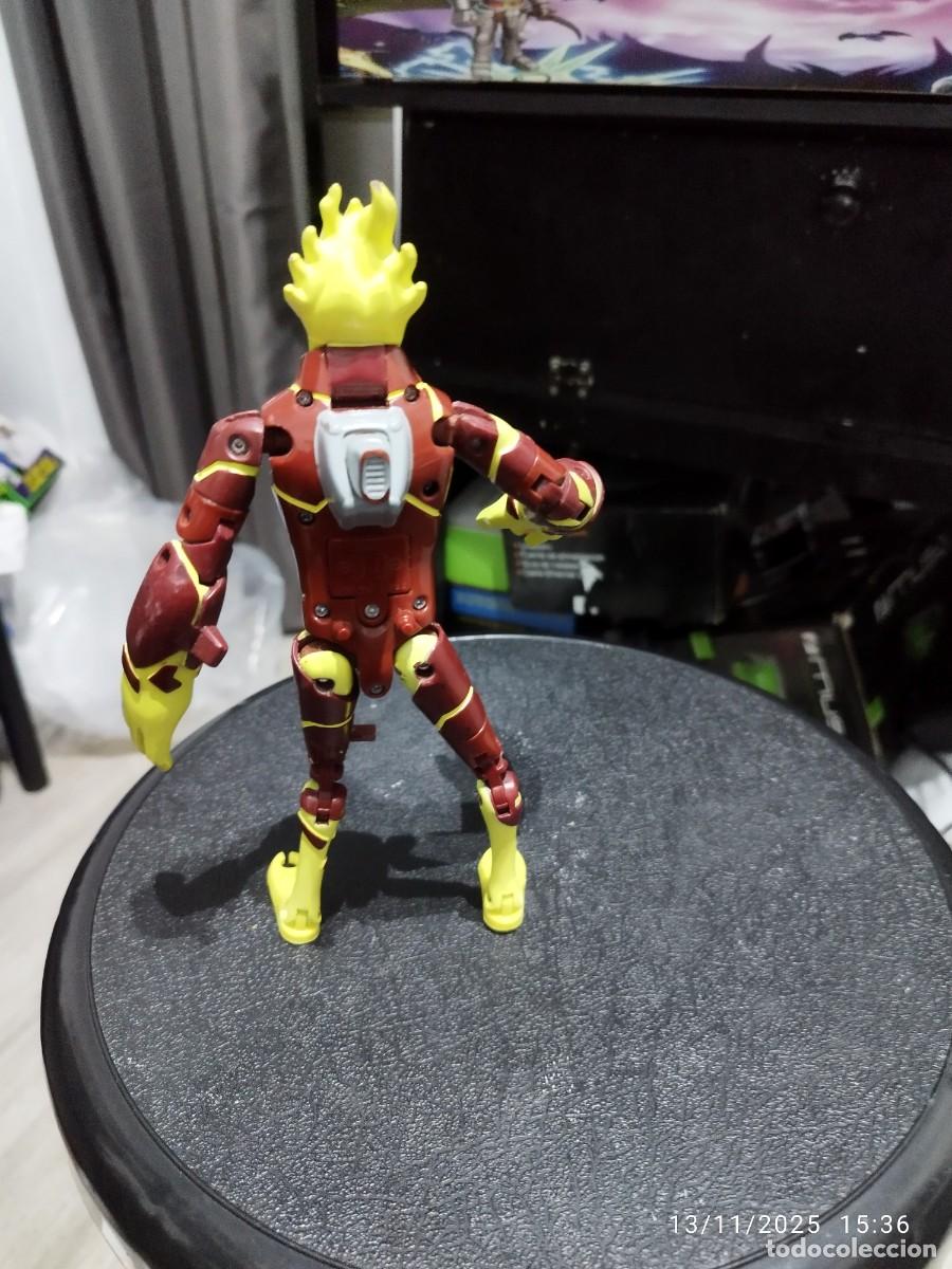 Figuras de acci&oacute;n: Figura Ben 10 Inferno (Heatblast) - Foto 3