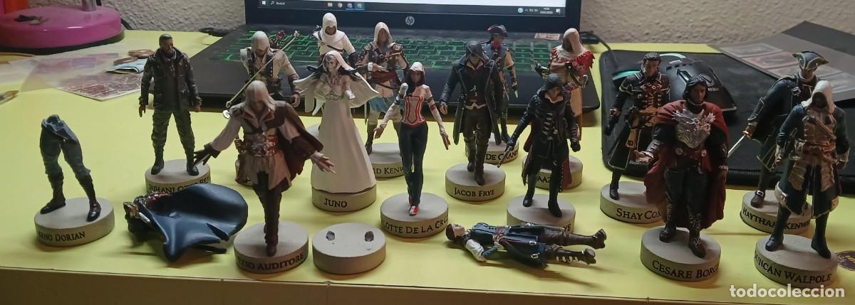 Figuras de acci&oacute;n: Lote figuras de Assassins Creed - Foto 1
