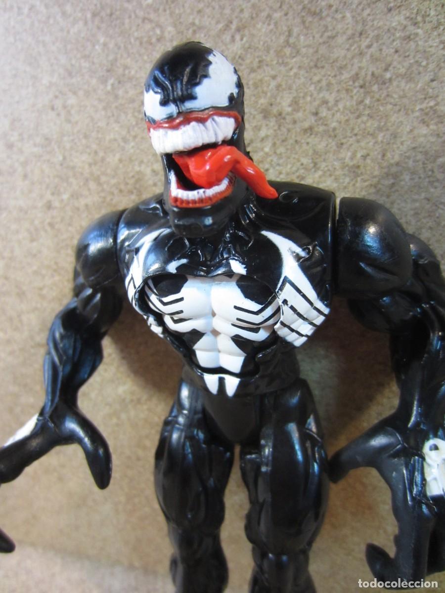 Figuras de acci&oacute;n: Venom de Spiderman Marvel (Defectuosa) - Foto 2