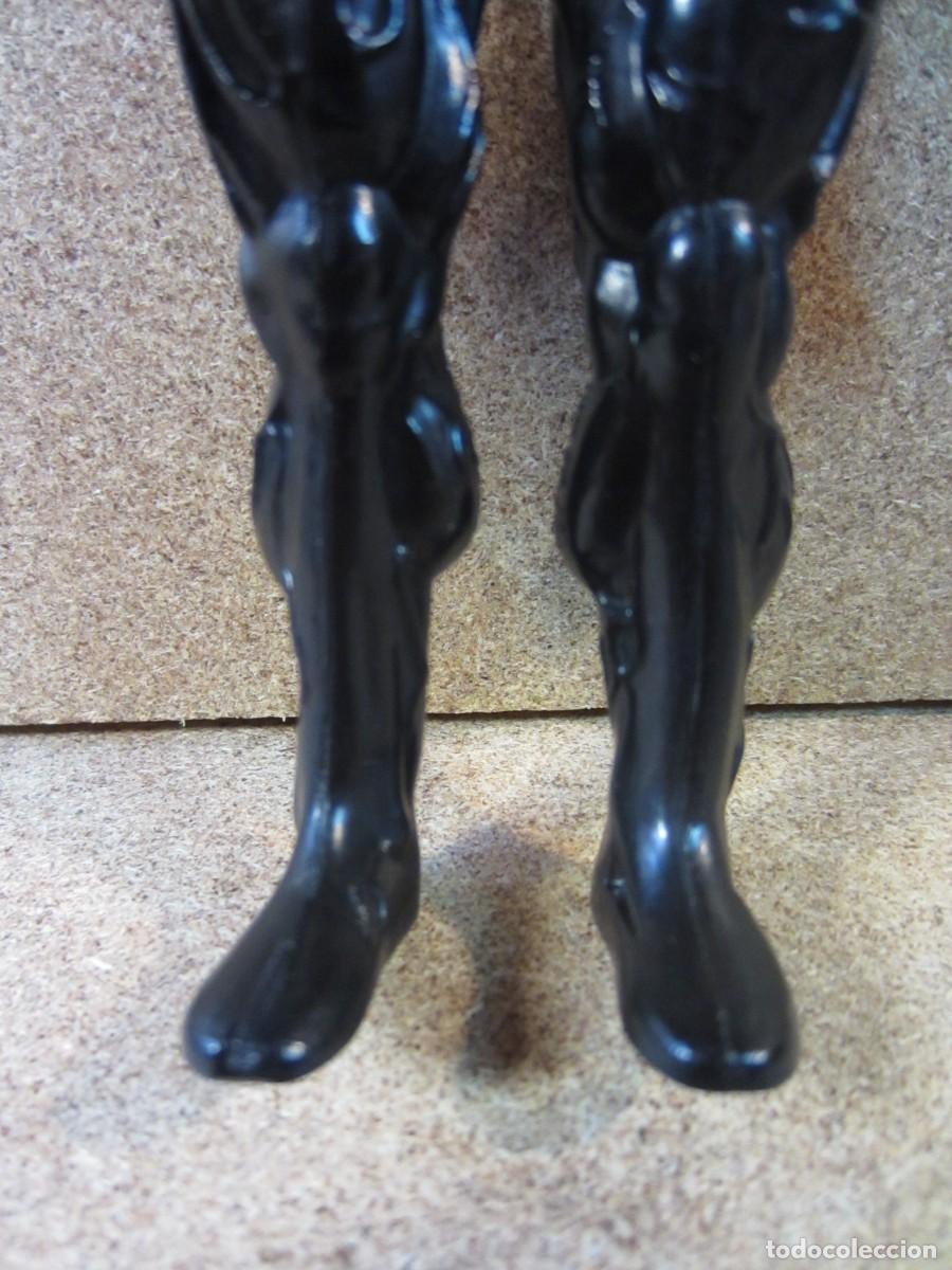 Figuras de acci&oacute;n: Venom de Spiderman Marvel (Defectuosa) - Foto 6