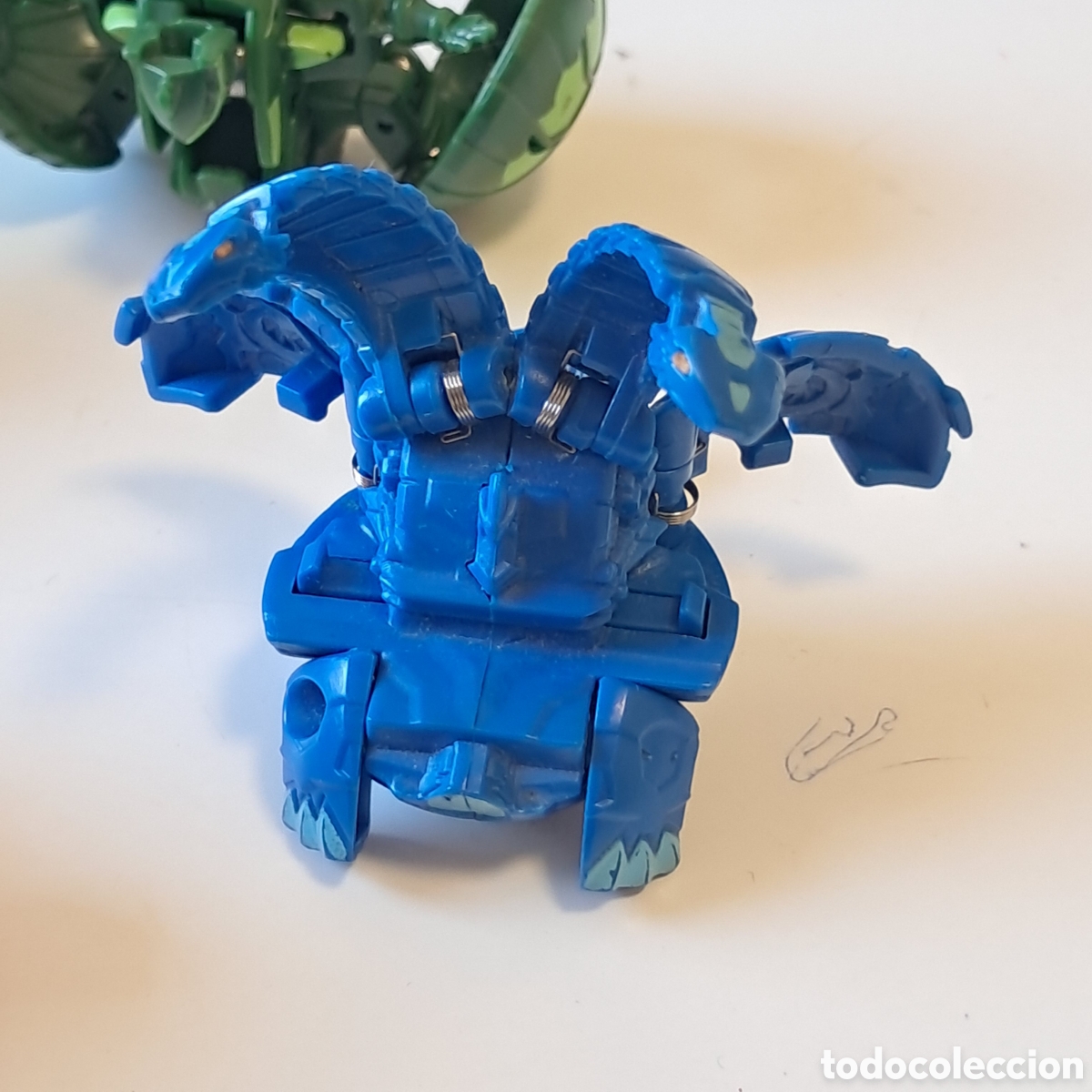 Figuras de acci&oacute;n: Lote 4 bolas bakugan - Foto 4